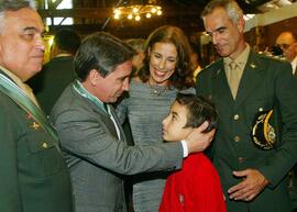 Governador Germano Rigotto recebe a medalha de Ordem do Mérito Militar, no grau Grande Oficial. Autor: Jefferson Bernardes