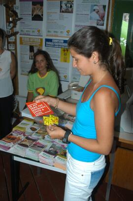 Secretaria da Saúde distribui preservativos no litoral gaúcho. Autor: Alfonso Abraham