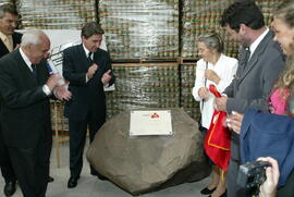 O governador do Estado Germano Rigotto durante a inauguração da ampliação da sede da fábrica Oderich, em São Sebastião do Caí. Autor: Nabor Goulart