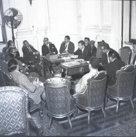 Reunião do secretariado com o governador Leonel Brizola