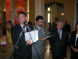 Vice-governador Antônio Hohlfeldt e secretário da Cultura Roque Jacoby em um museu. Autor: Alfonso Abraham